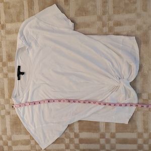 White House Black Market twist front tee XL